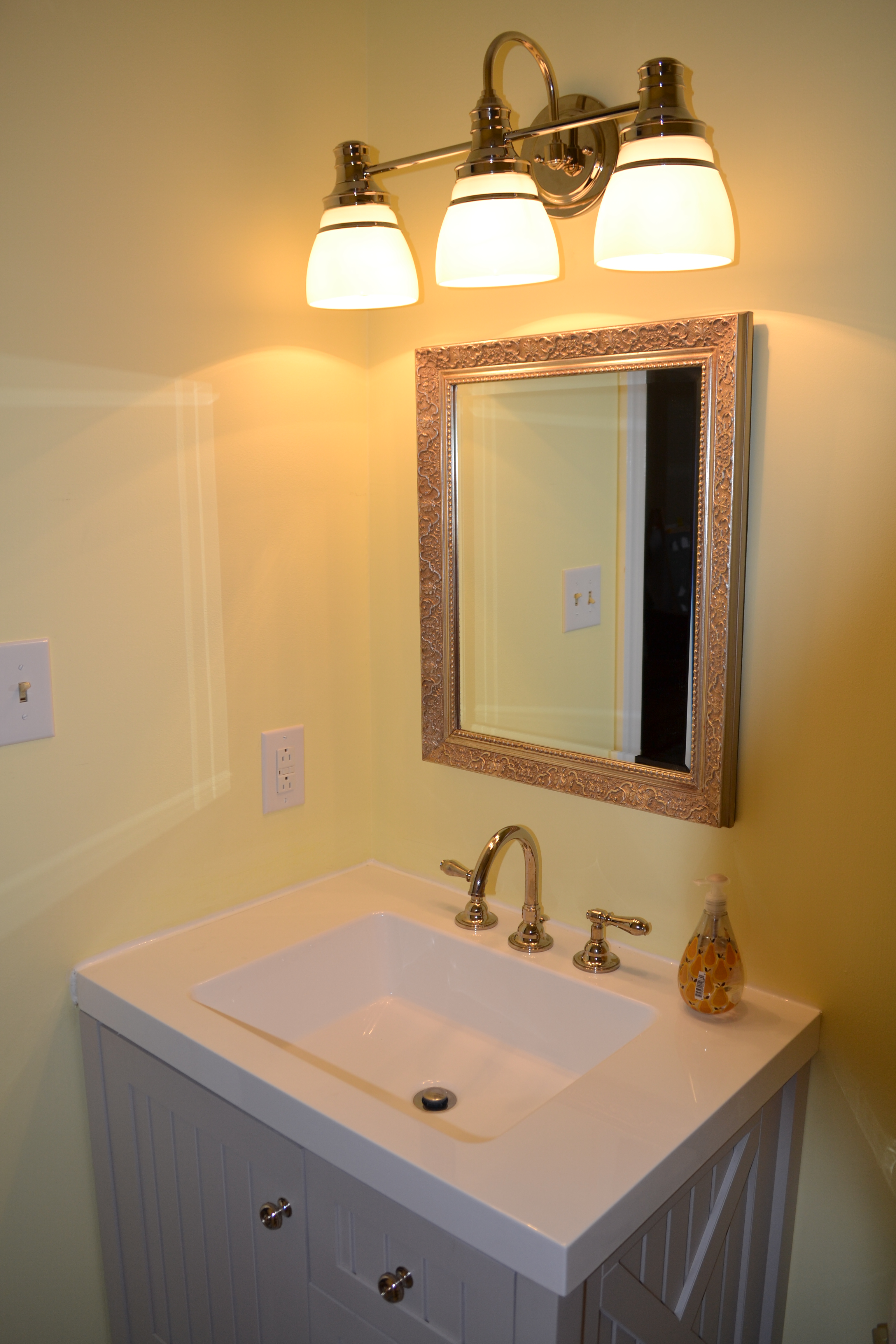 Installing New Vanity Lights To Enhance, How To Install A New Vanity Light Fixture